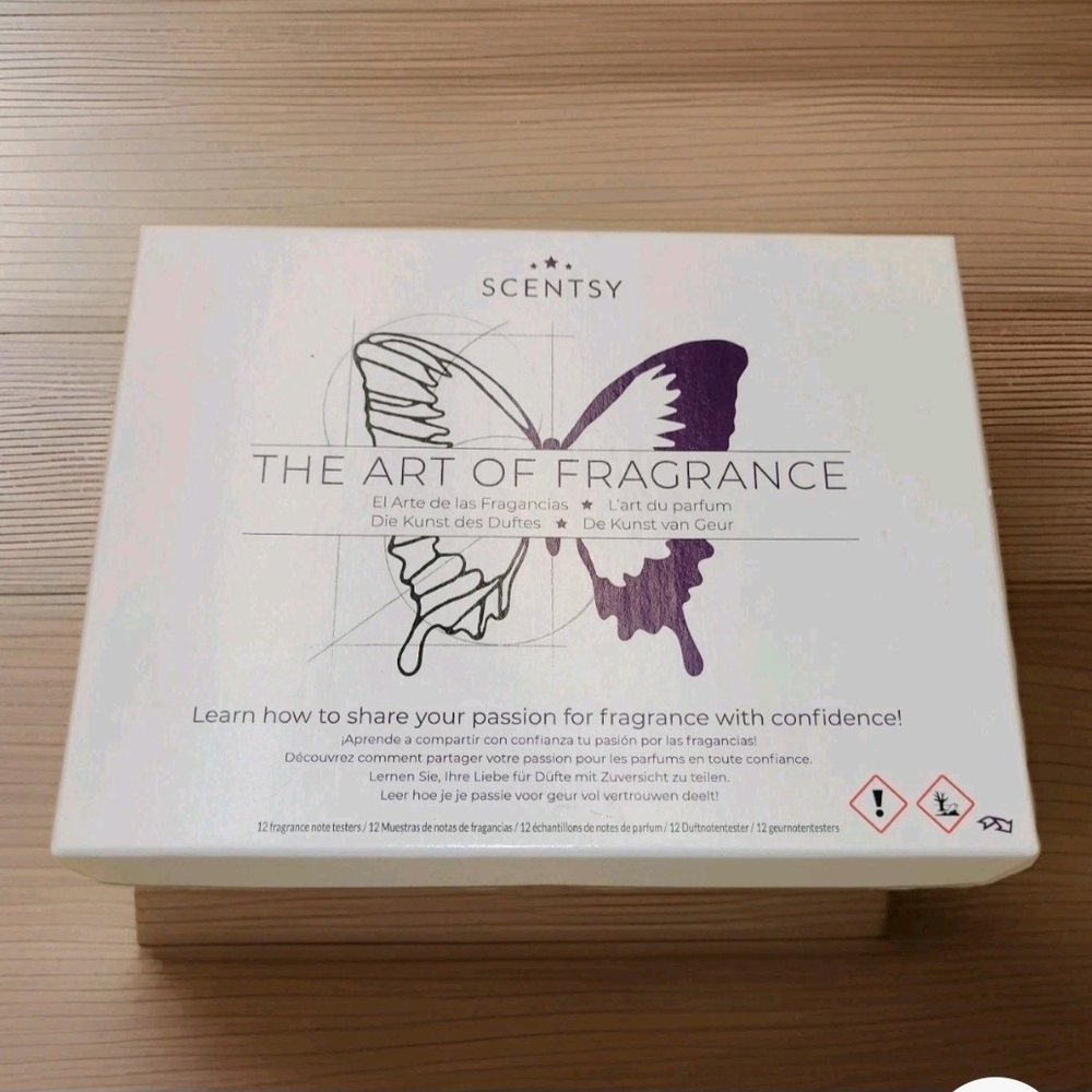Scentsy‎ The Art of Fragrance 12 Sample Note Testers Wax Consultant Kit New